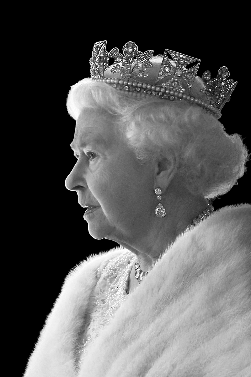 Cultural Icon Photographic Artwork | Andrew Martin HM Queen Elizabeth II | Oroatrade.com