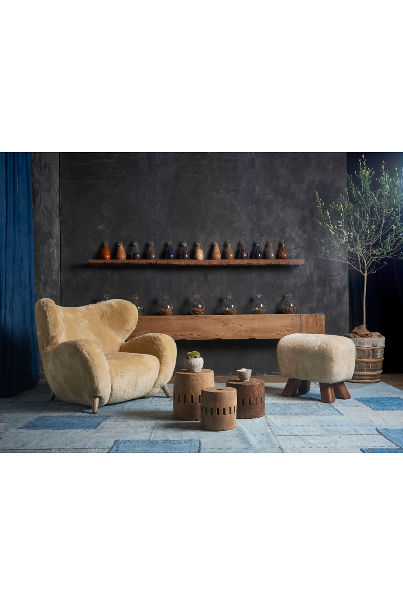 Sheepskin Modern Lounge Chair | Andrew Martin Manx | Oroatrade.com