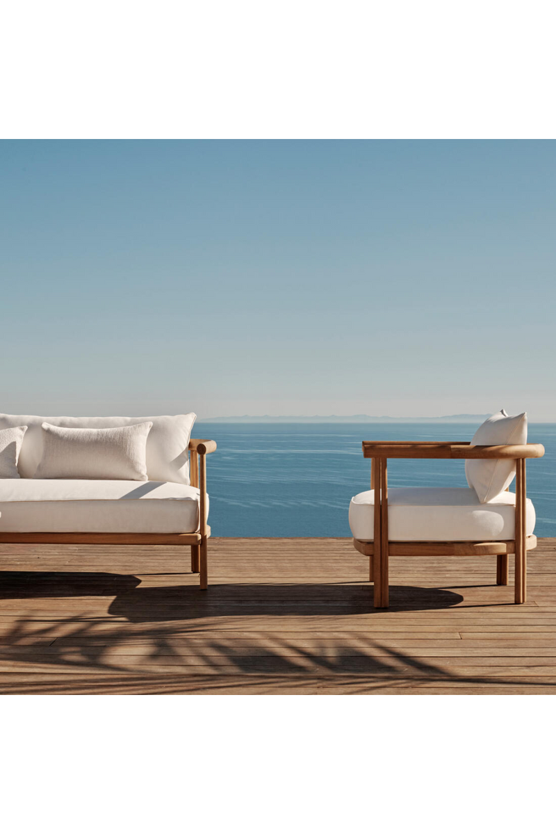 Padded Teak Outdoor Lounge Chair | Andrew Martin Cove | Oroatrade.com