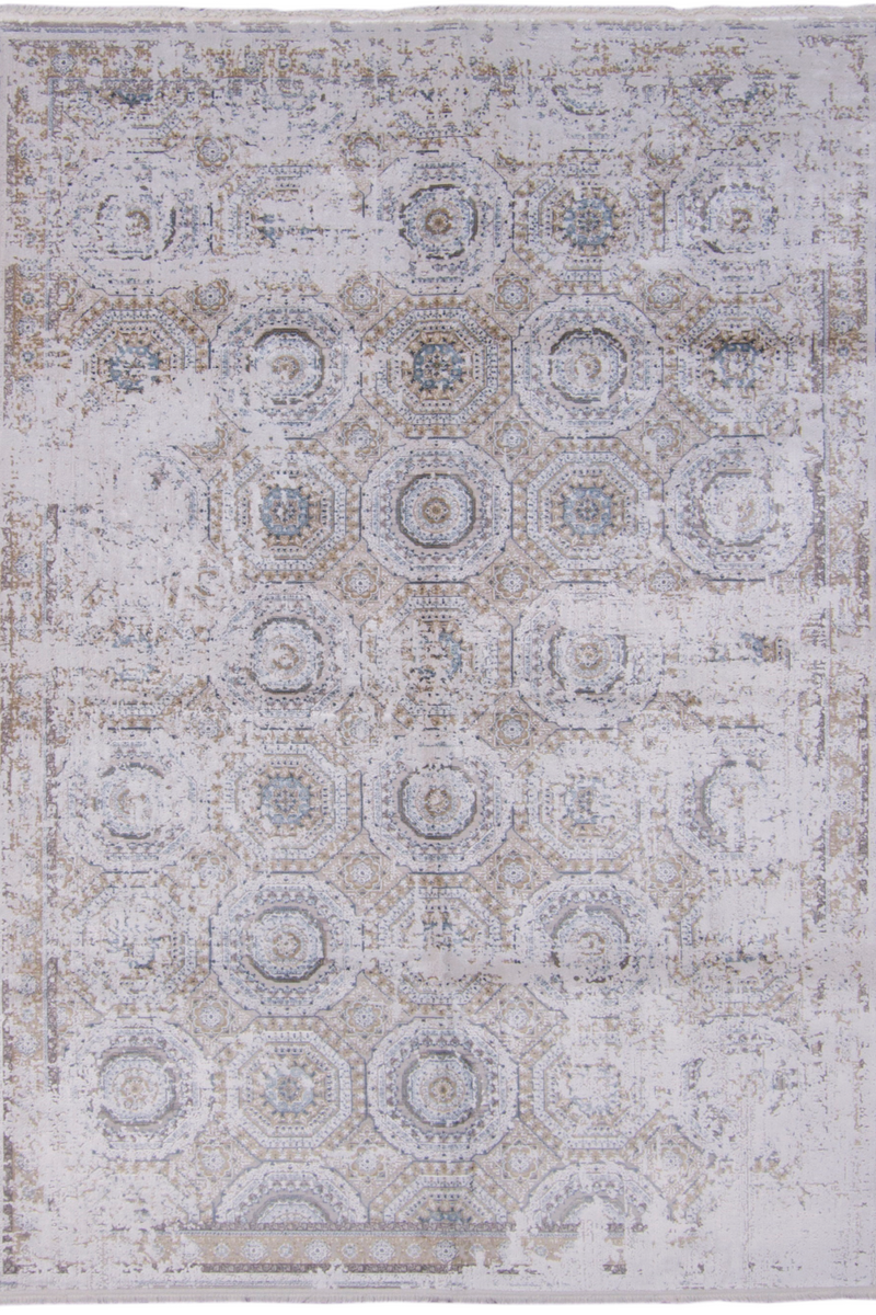 Vintage Medallion Persian Rug | Andrew Martin Syrio | Oroatrade.com