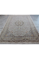 Medallion Design Persian Rug | Andrew Martin Jaslynn | Oroatrade.com