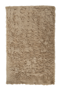 Furry Minimalist Carpet 5' x 7'5" | By-Boo Laska | Oroatrade.com