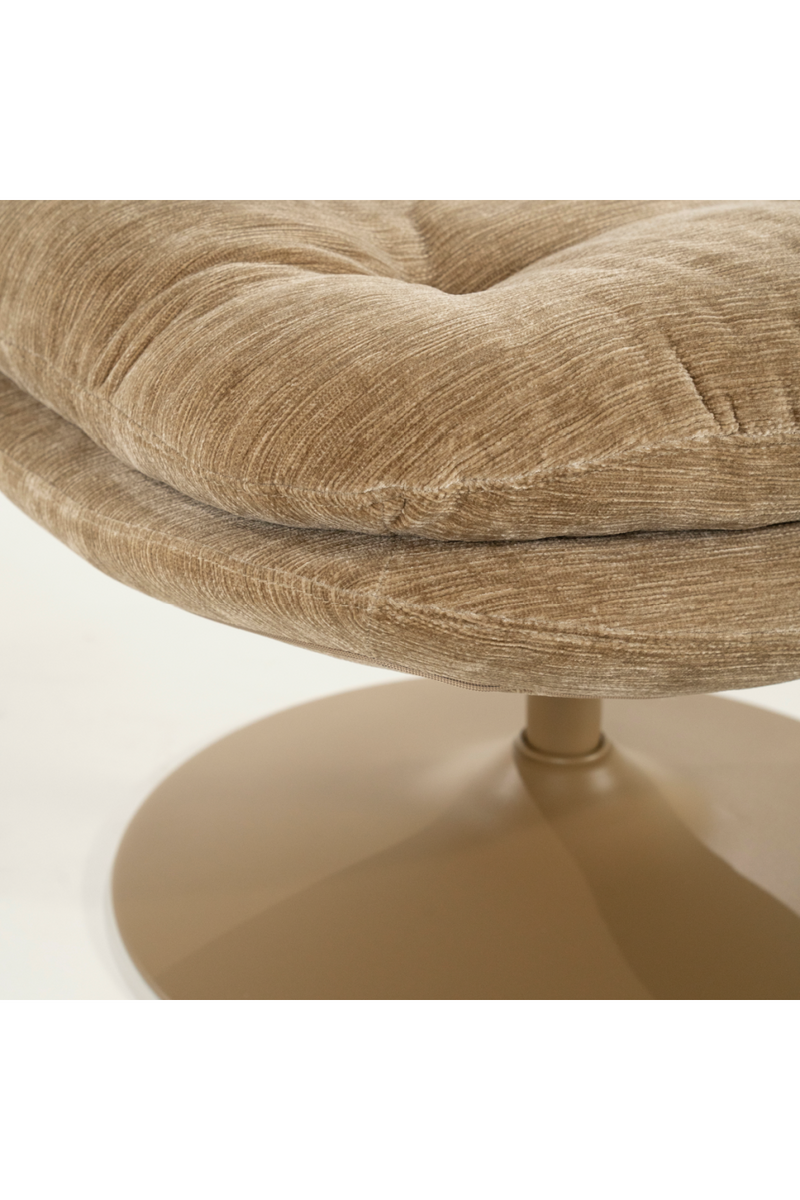 Padded Swivel Lounge Chair | By-Boo Tromba | Oroatrade.com