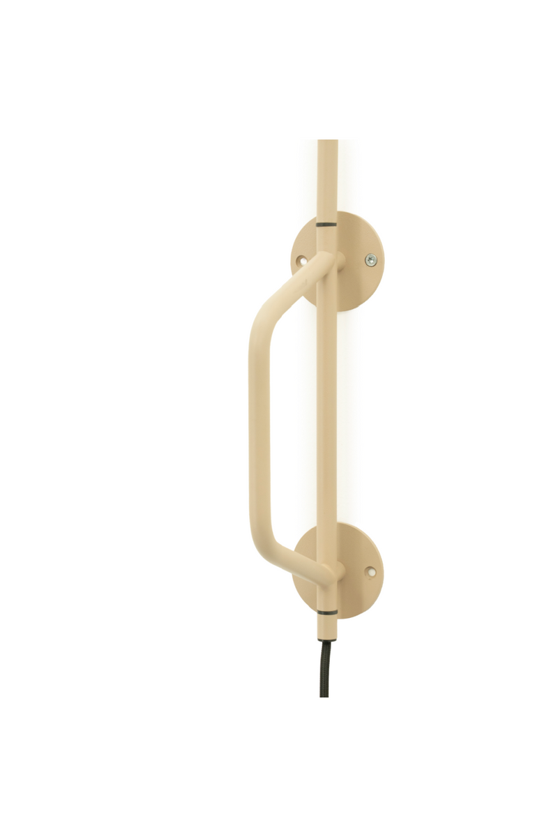 Painted Iron Wall Lamp | By-Boo Capa | Oroatrade.com