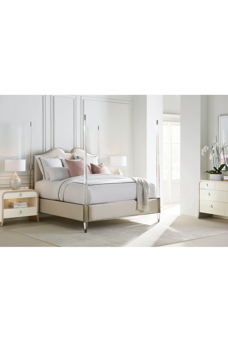 Cream Modern Classic Bed | Caracole The Post Is Clear | Oroatrade.com
