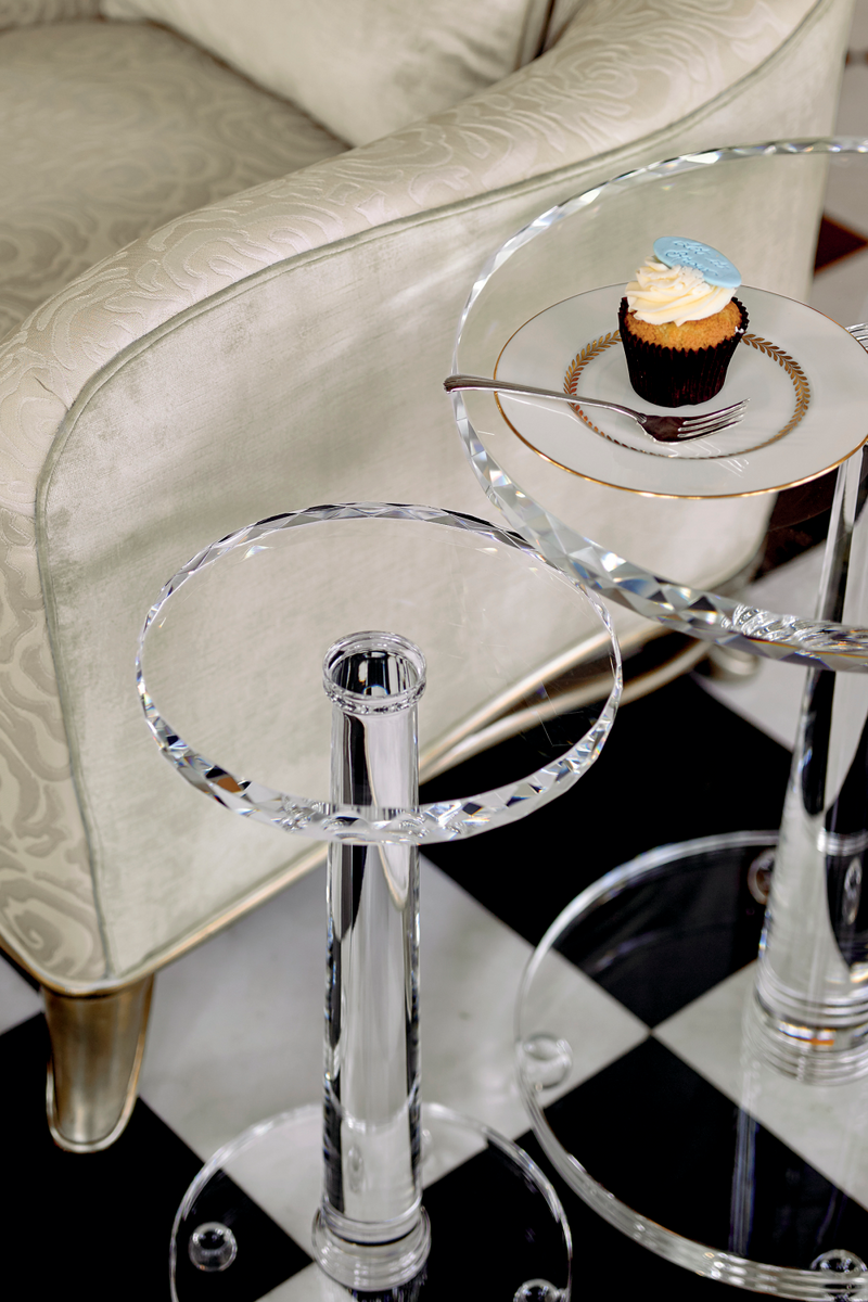 Cast Glass Pedestal Side Table | Caracole The Sophisticated | Oroatrade.com