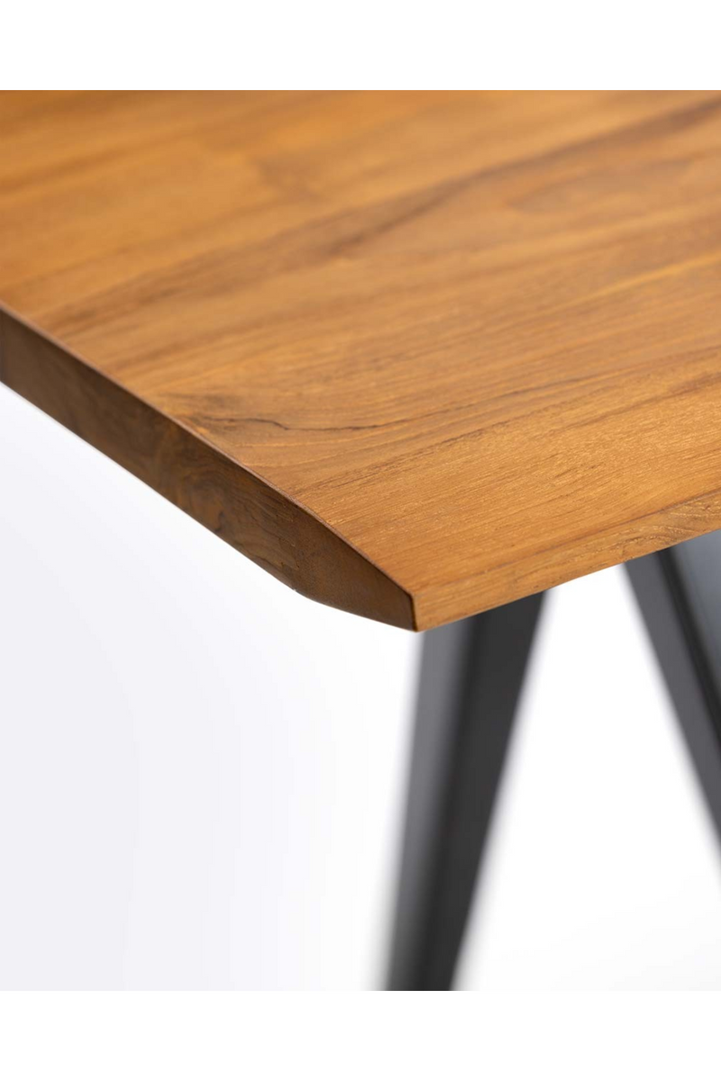 V-Leg Teak Dining Table | Dareels Liku | Oroatrade.com