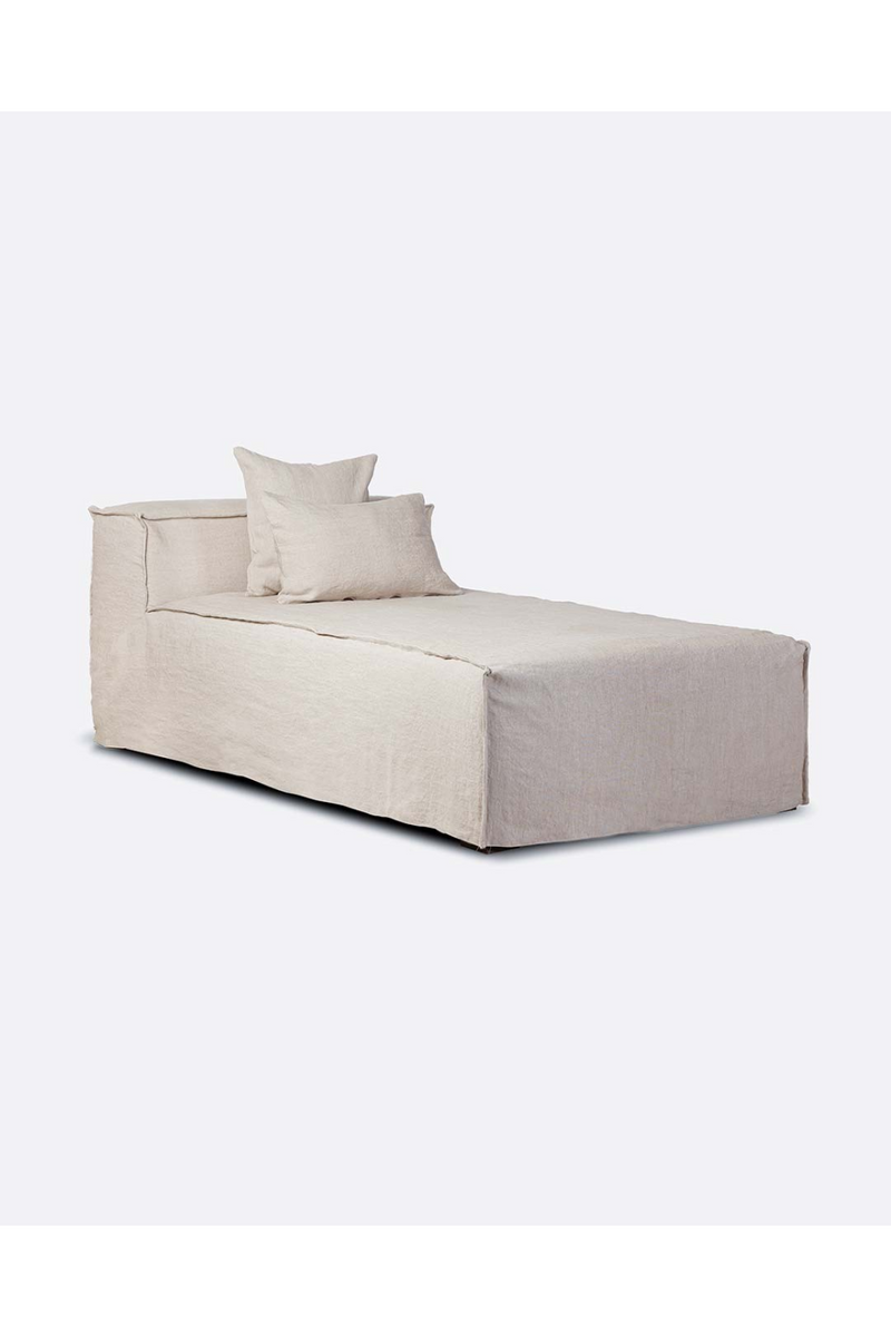 Linen Covered Chaise Longue | Dareels Strozzi | Oroatrade.com