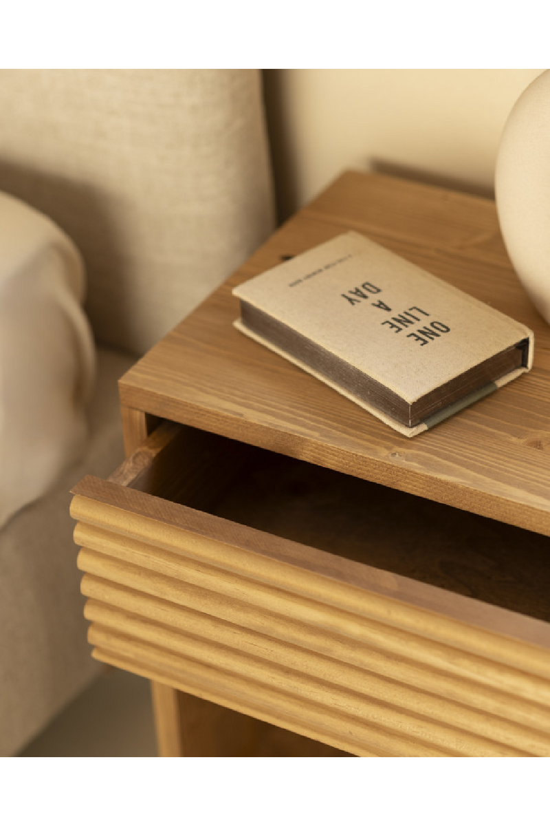 Fluted Drawer Nightstand | Decowood Ubud | Oroatrade.com