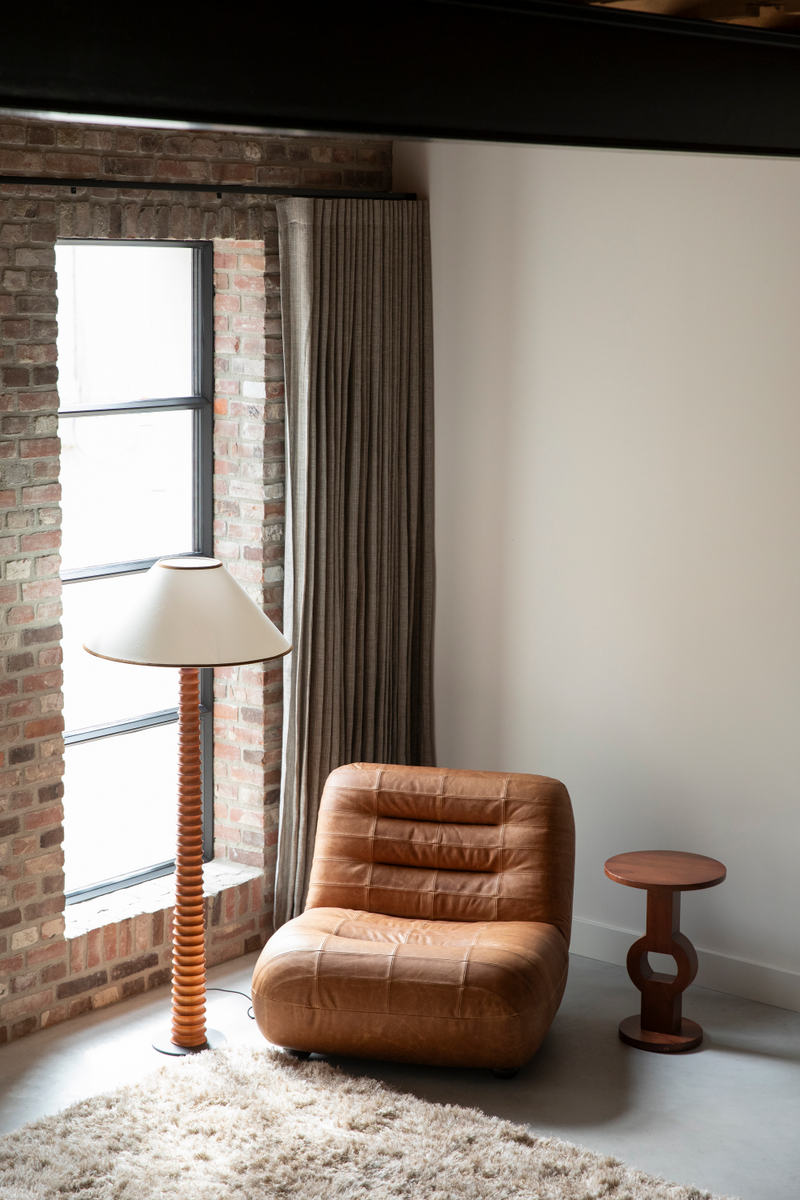 Ribbed Oak Floor Lamp | Dutchbone Horace | Oroatrade.com