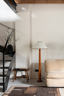 Ribbed Oak Floor Lamp | Dutchbone Horace | Oroatrade.com