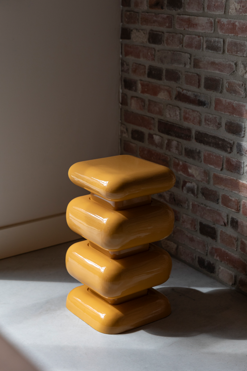 Colored Iron Stool | Dutchbone Stubby | Oroatrade.com