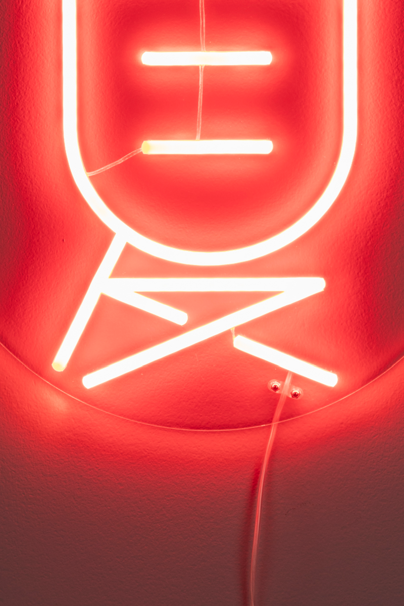 Neon Wall Light | Dutchbone Sya | Oroatrade.com