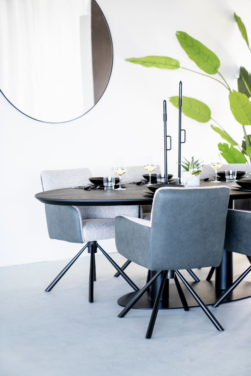 Black Oval Dining Table M | Eleonora Siera | Oroatrade.com