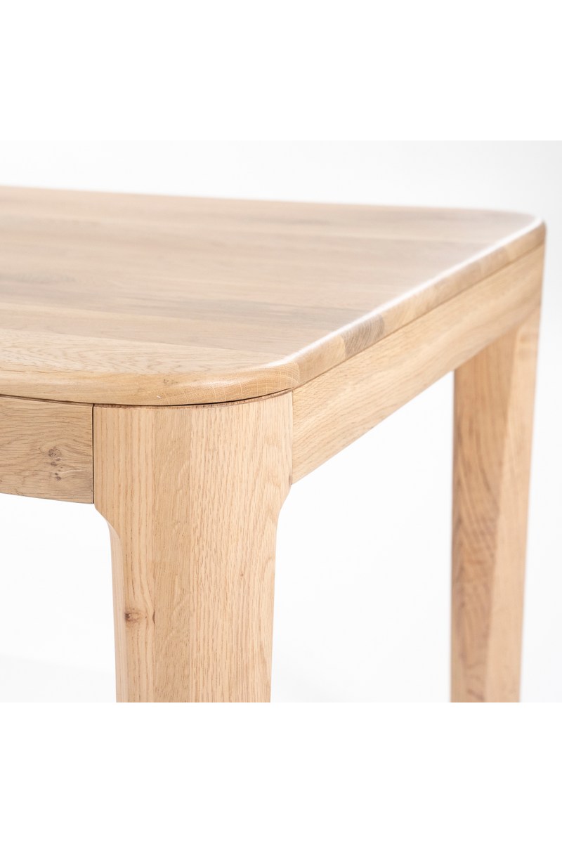 Oak Rectangular Dining Table | Eleonora Harvey | Oroatrade.com