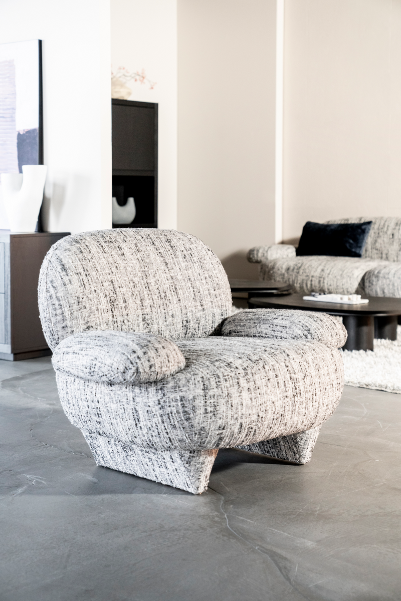 Upholstered Lounge Armchair | Eleonora Jayden | Oroatrade.com