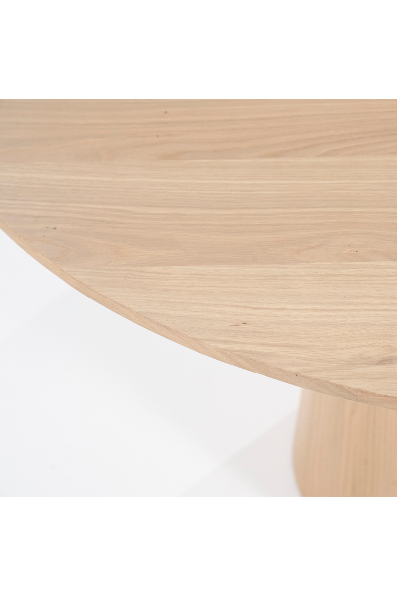 Oak Pedestal Dining Table | Eleonora Nola | Oroatrade.com