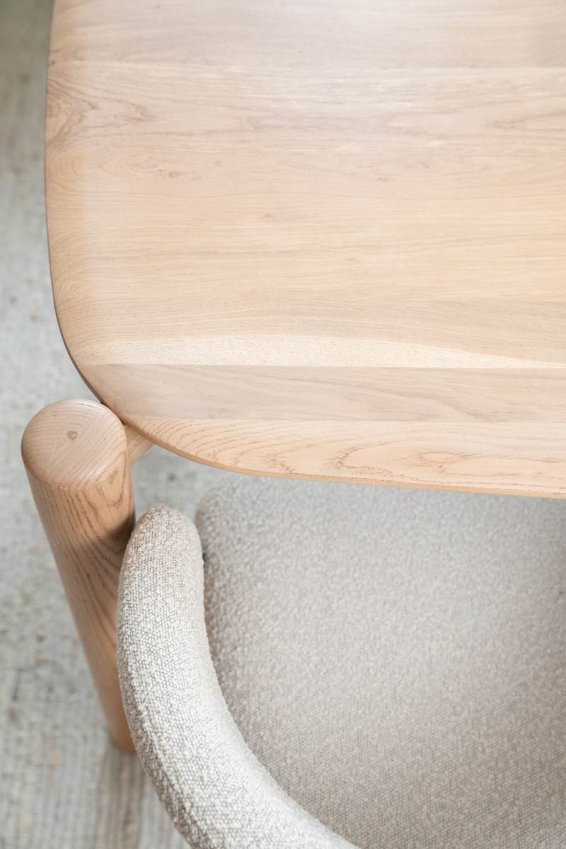 Oak Scandinavian Dining Table | Eleonora Selbu | Oroatrade.com