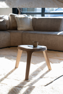 White Marble Triangular Side Table | Eleonora Fred | Oroatrade.com