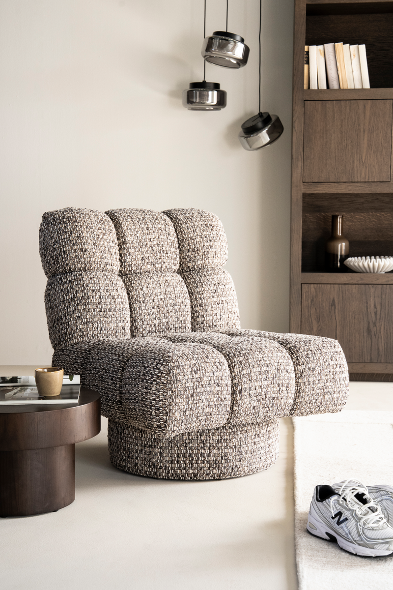 Round Base Tufted Lounge Chair | Eleonora Fenna | Oroatrade.com