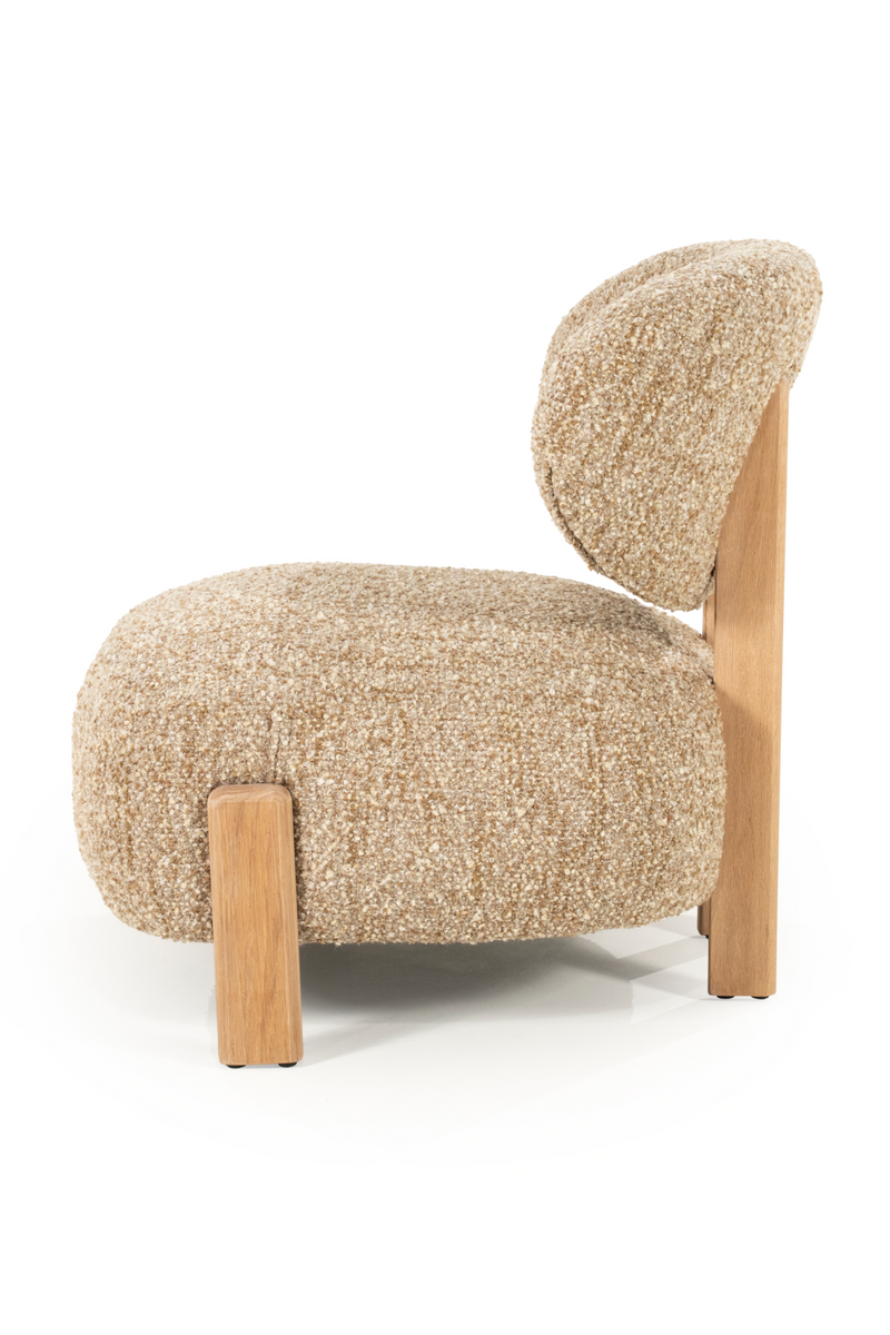 Cushioned Minimalist Lounge Chair | Eleonora Reza | Oroatrade.com