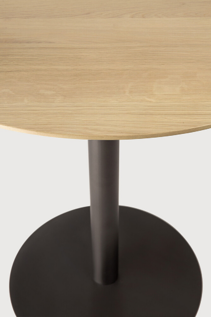 Round Pedestal Dining Table | Ethnicraft Blend | Oroatrade.com
