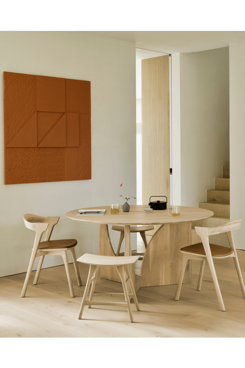 Round Dining Table | Ethnicraft Geometric | Oroatrade.com