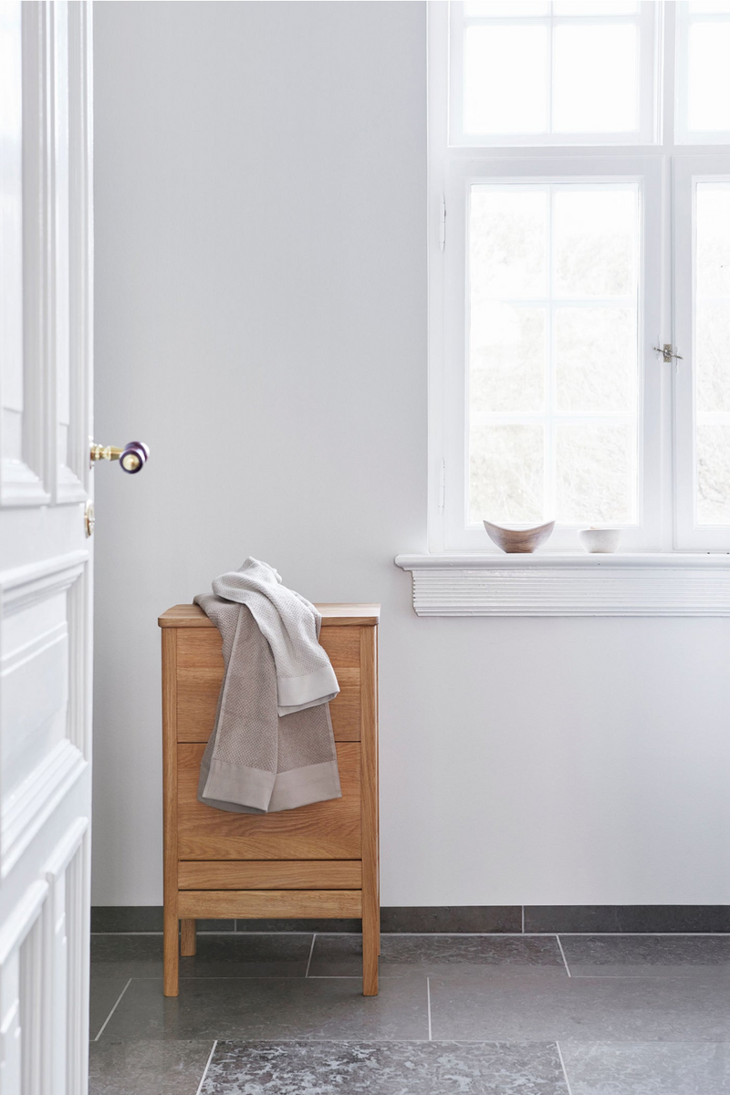 Solid Oak Laundry Box | Form & Refine A Line | Oroatrade.com