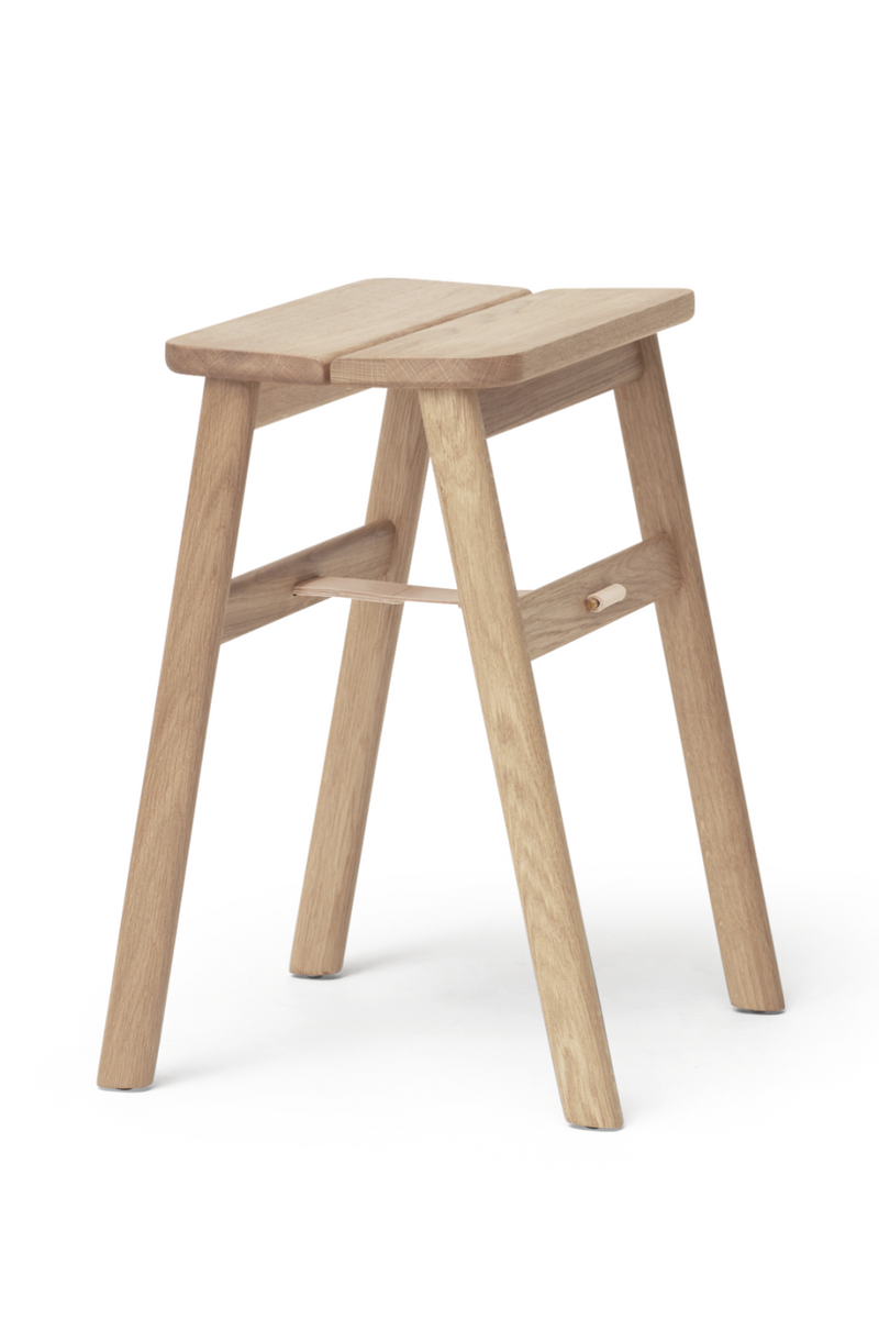 White Oak Foldable Stool | Form & Refine Angle | Oroatrade.com