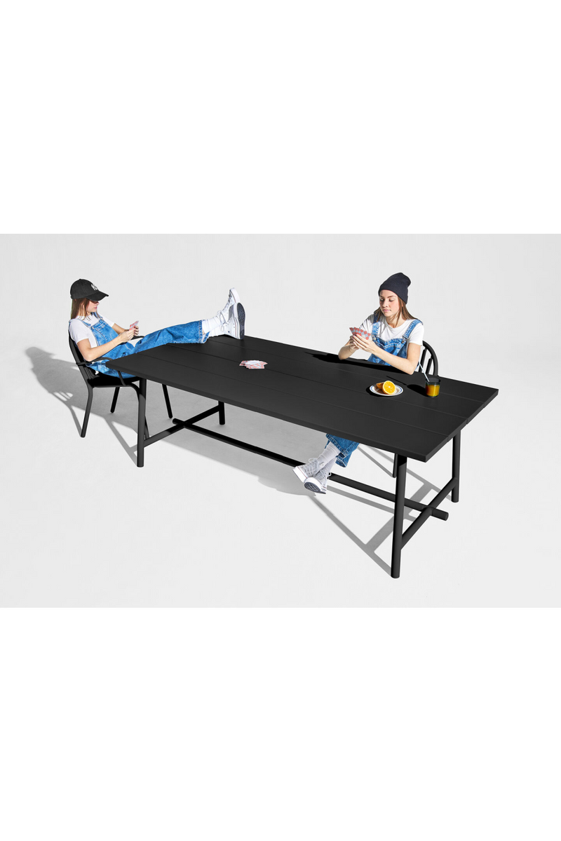 Aluminum 6-Seater Outdoor Table | Fatboy Fred | Oroatrade.com