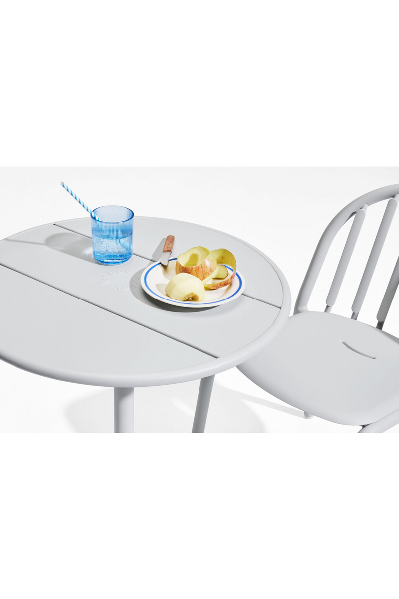 Round Outdoor Bistro Table | Fatboy Fred | Oroatrade.com
