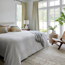 Contract furniture - White Ceramic Table Lamp - www.oroatrade.com