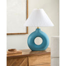 Hospitality furniture - Pleated White Fabric Table Lamp - www.oroatrade.com