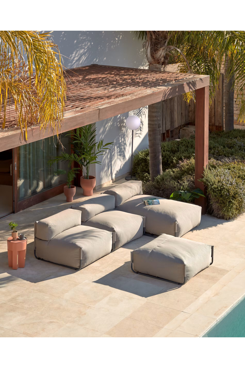 Terracotta Round Outdoor Side Table | La Forma Vilena | Oroatrade.com
