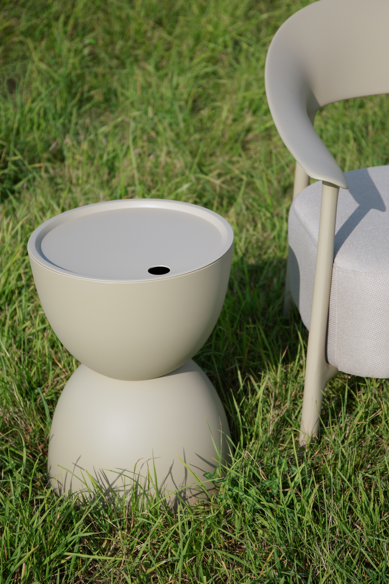 Hourglass Outdoor Storage Side Table | DF Mara | Oroatrade.com