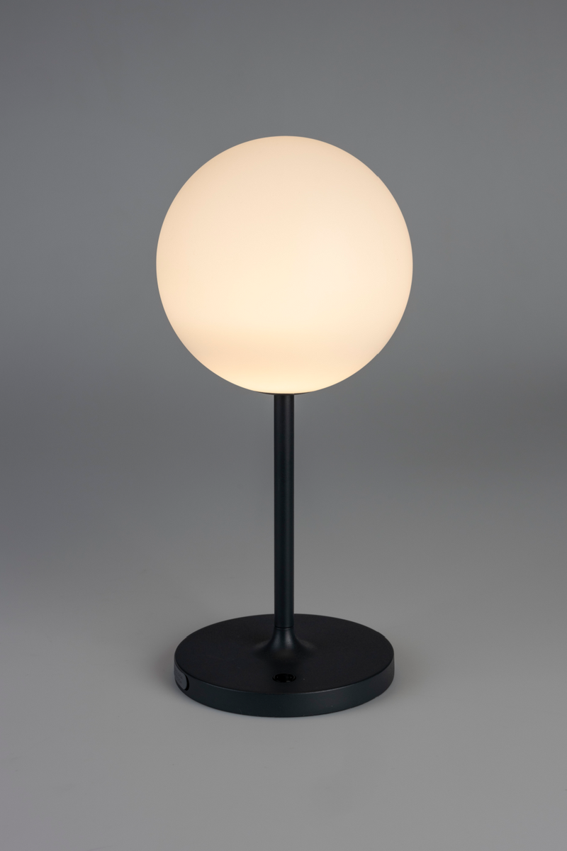 Minimalist Orb Table Lamp | DF Hub | Oroatrade.com