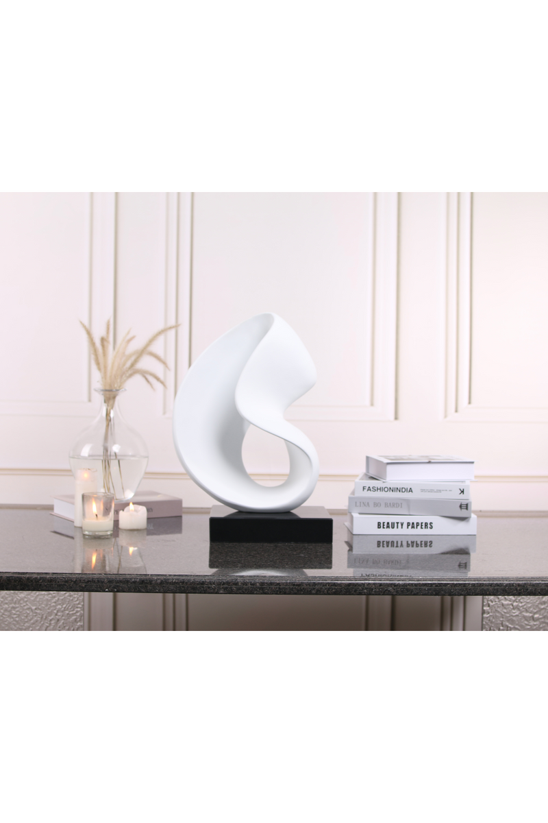 Modern White Abstract Sculpture | Liang & Eimil Lorenzo | Oroatrade.com