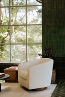 Curved Swivel Accent Chair | Novi Living Oscy | Oroatrade.com