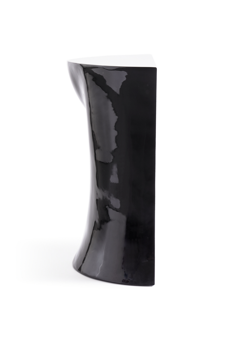 Sculptural Chin Coffee Table | Pols Potten Head Right | Oroatrade.com