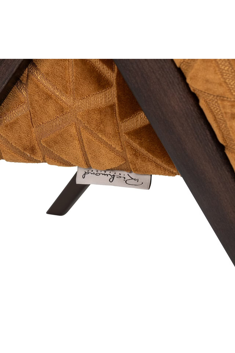 Triangle Patterned Lounge Chair | OROA Mia | Oroatrade.com