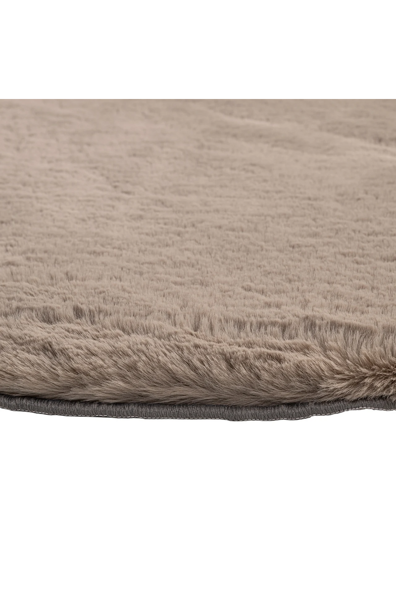 Taupe Round Fur Carpet | OROA Saifo | Oroatrade.com