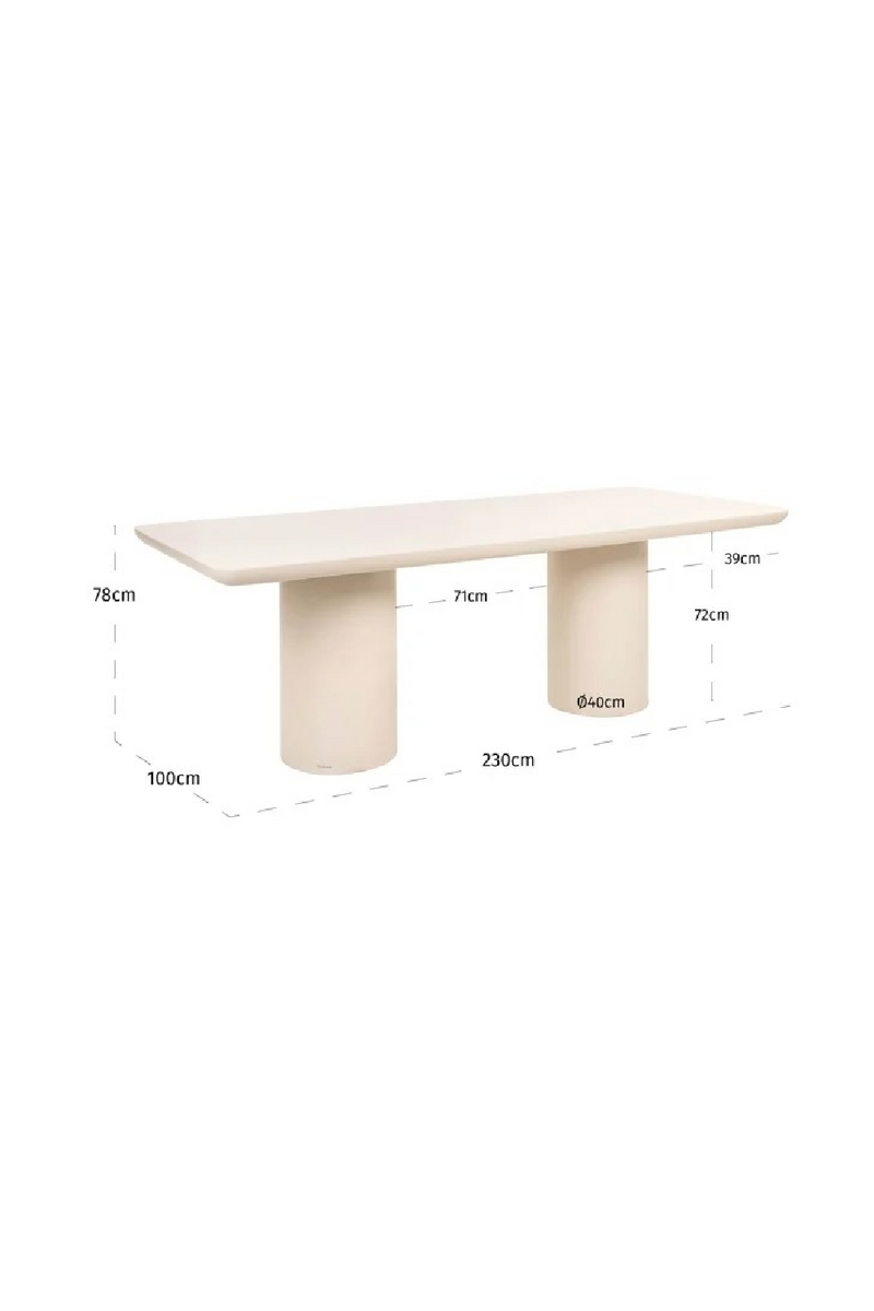 Concrete Indoor/Outdoor Dining Table | Richmond Interiors Urban Bloom | Oroatrade.com