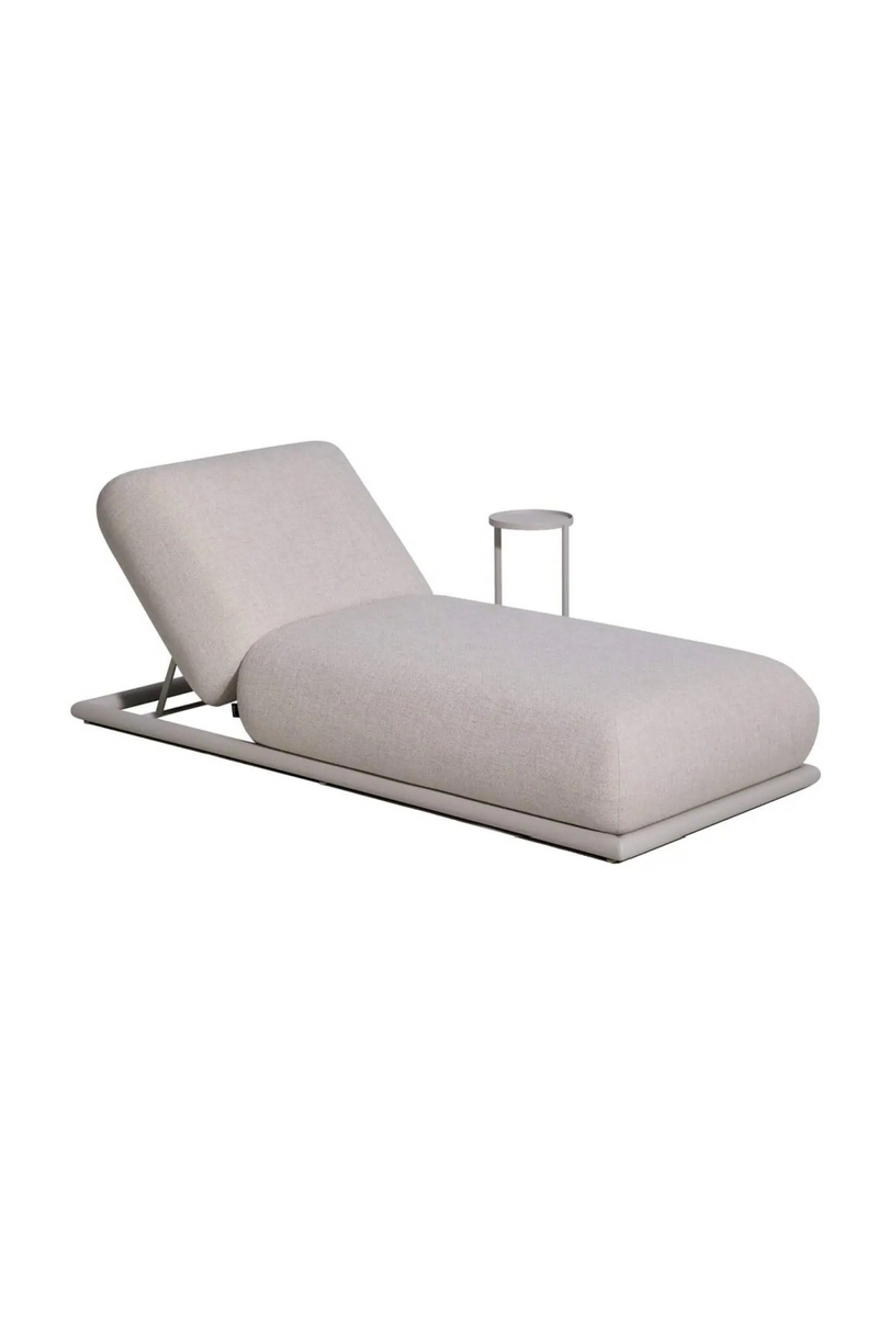 Beige Outdoor Daybed | Richmond Interiors Sullivan | Oroatrade.com