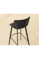 Clamshell Style Tufted Bar Stool | Splendido Arabella | Oroa.com