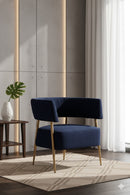 Antique Brass Legs Lounge Chair | Splendido Maestro | Oroa.com