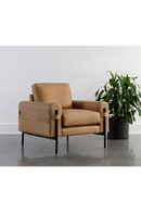 Strapped Brown Leather Lounge Chair | Splendido Camus | Oroa.com