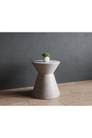 Concrete Indoor/Outdoor End Table | Splendido Astley | Oroa.com