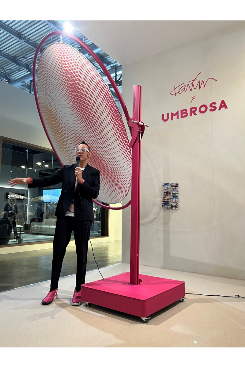 Sleek Round Pink Parasol (9'10") | Umbrosa Eclipsum UX by Karim Rashid | Oroatrade.com