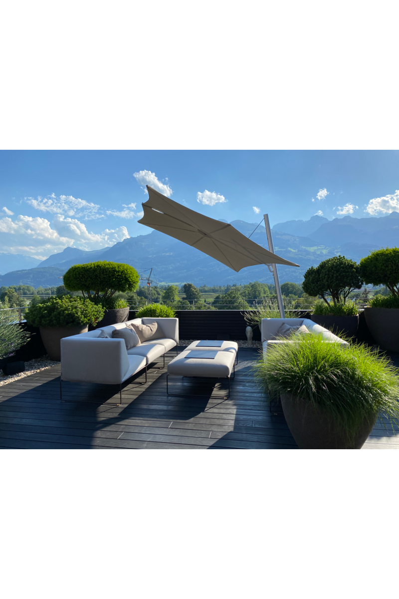 Cantilever Outdoor Umbrella ( 8’ 2’’) | Umbrosa Spectra | Oroatrade.com