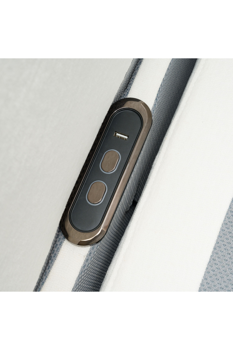 White Recliner Sofa | OROA Modern Almagre | Oroatrade.com